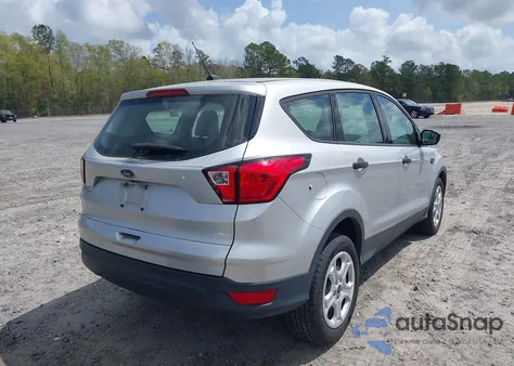 2019 Ford Escape S из США, поврежденный, VIN 1FMCU0F76KUB32127